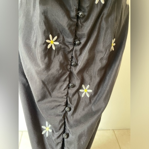 RTR Alice McCALL Honeycomb Daisy Embroidered Maxi Dress off shoulder black SZ 2 - Picture 9 of 11